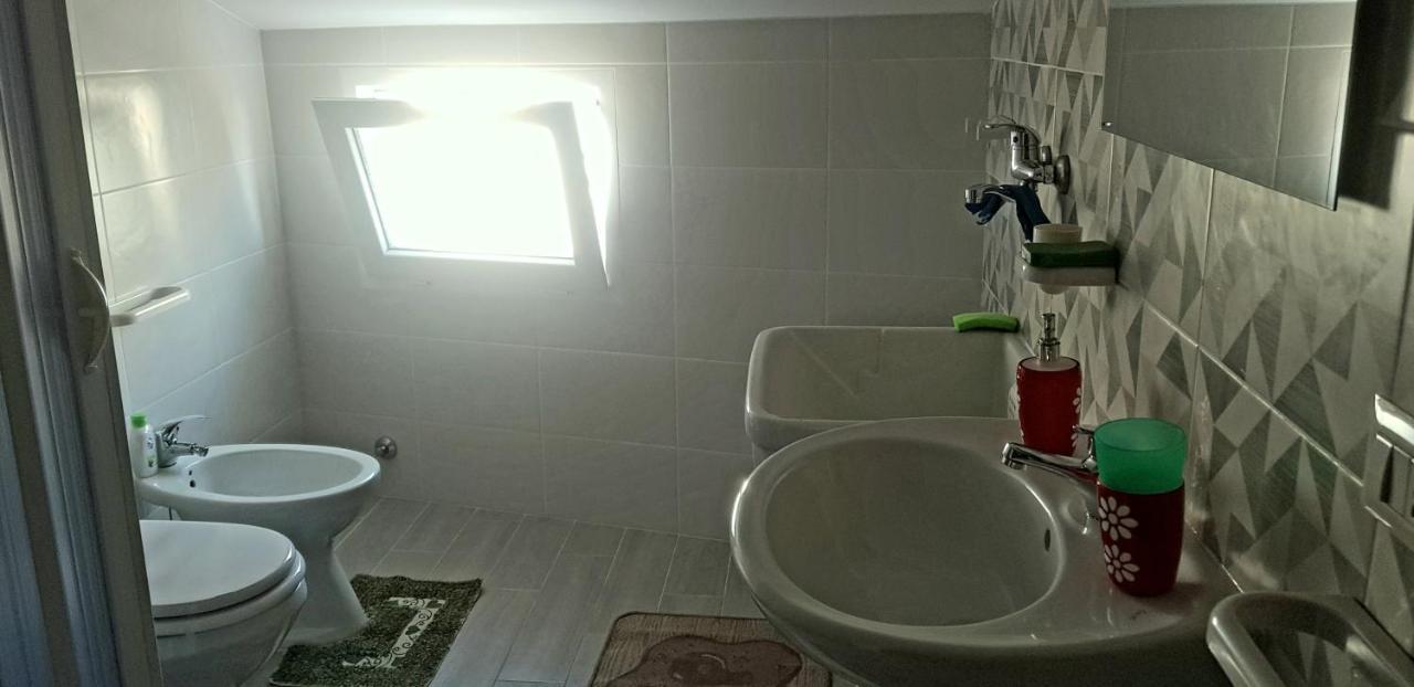 Terrazza Sul Porto Appartement Scoglitti Buitenkant foto