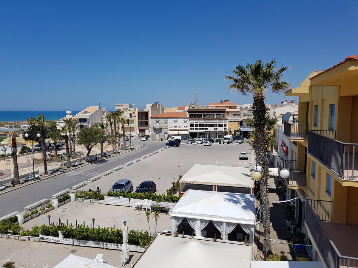 Terrazza Sul Porto Appartement Scoglitti Buitenkant foto